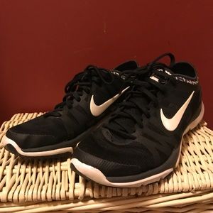 Nike Flex size 7